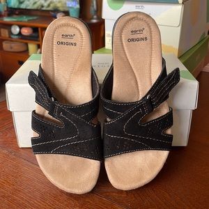 Earth Origins Westfield Waverly Suede Sandals w/suede comfort sole
